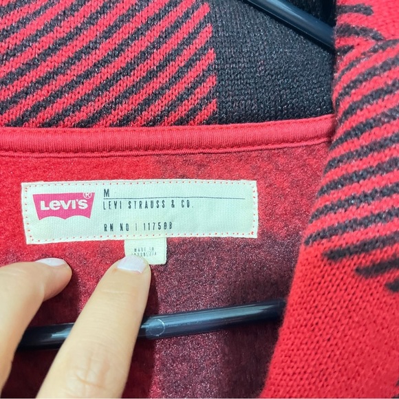 Levi's  Buffalo Plaid  Cardigan Black Red  Fleece Lined Size M - Picture 8 of 9